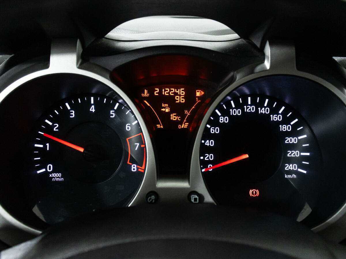 Б/У Ниссан Жук 2012 года. Фото: #11