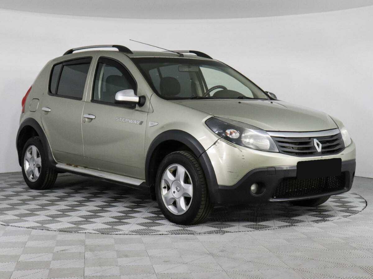 Б/У Рено Сандеро 2012 года. Фото: #2