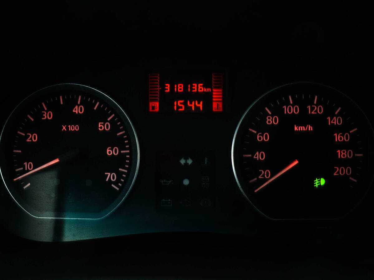 Б/У Рено Сандеро 2012 года. Фото: #8