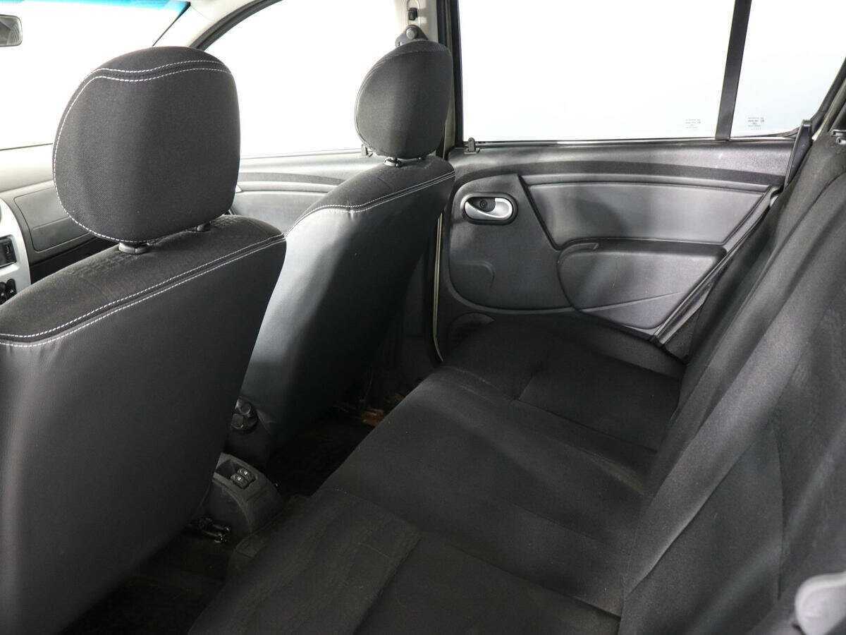 Б/У Рено Сандеро 2012 года. Фото: #9