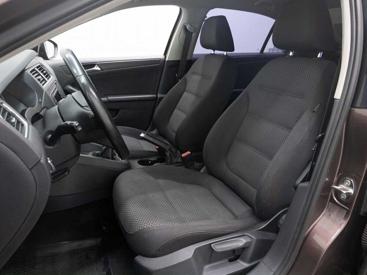 Б/У Фольксваген Джетта 2014 года. Фото: #9