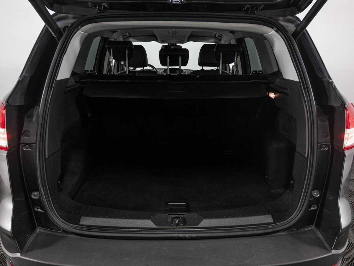 Б/У Форд Куга 2015 года. Фото: #18