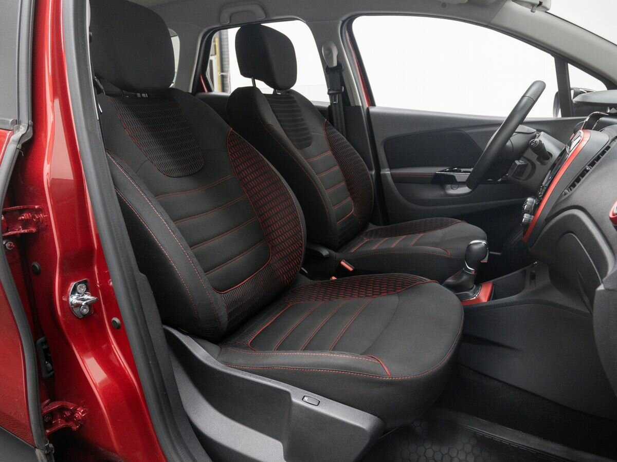 Б/У Рено Каптюр 2018 года. Фото: #9