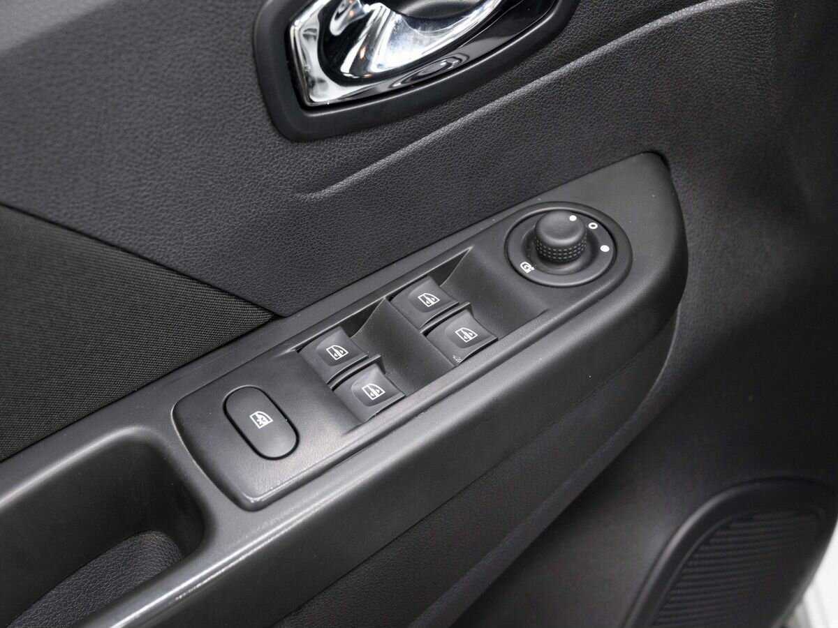 Б/У Рено Каптюр 2017 года. Фото: #16