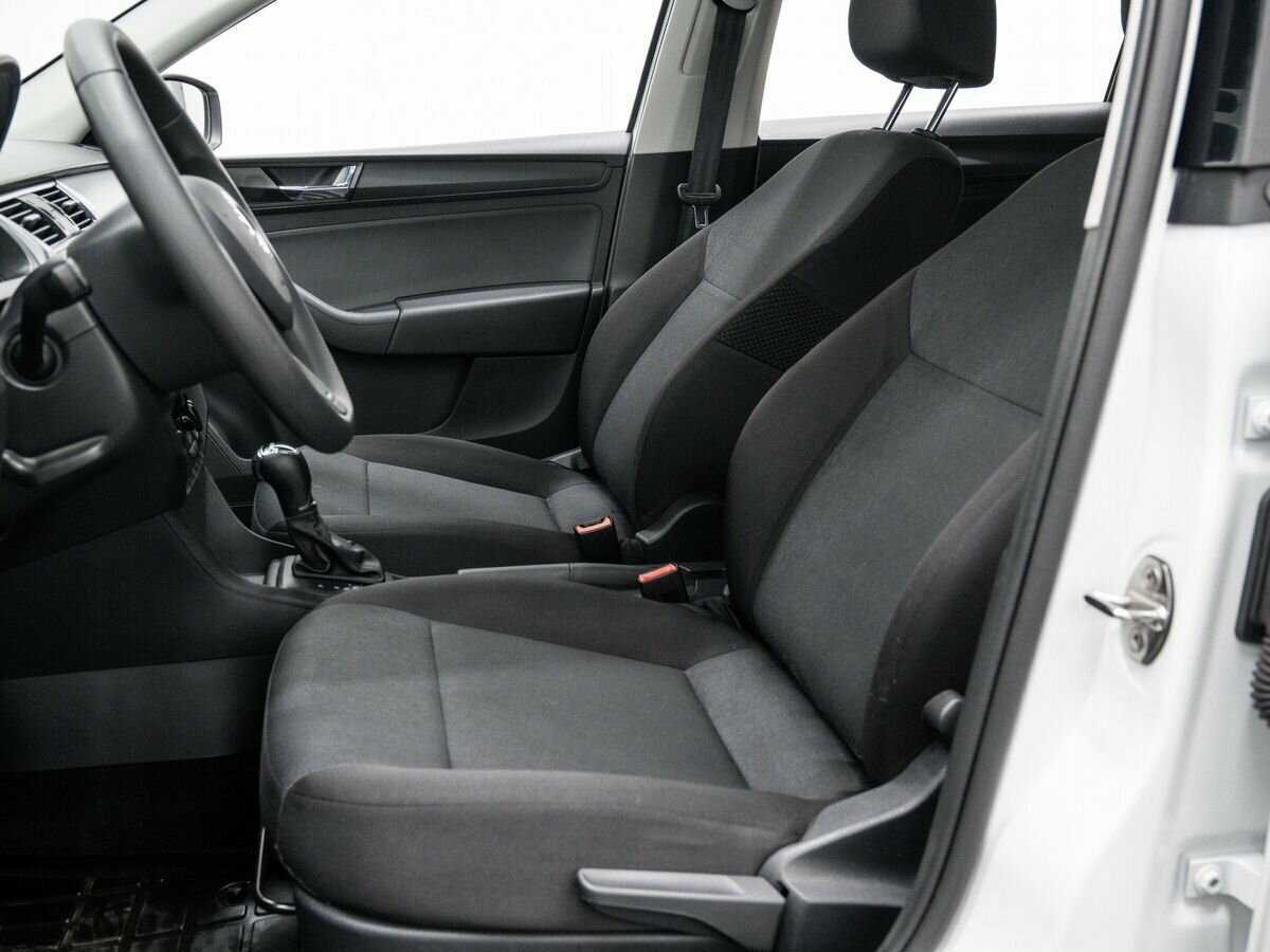 Б/У Шкода Рапид 2019 года. Фото: #14