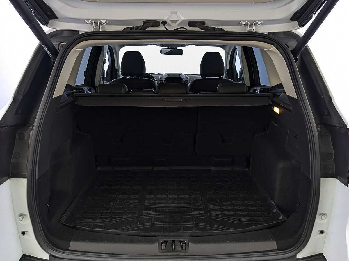 Б/У Форд Куга 2018 года. Фото: #9