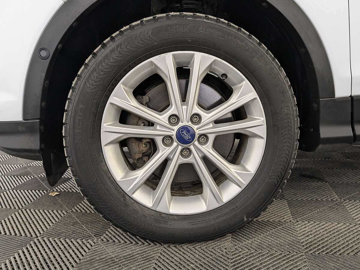 Б/У Форд Куга 2018 года. Фото: #11