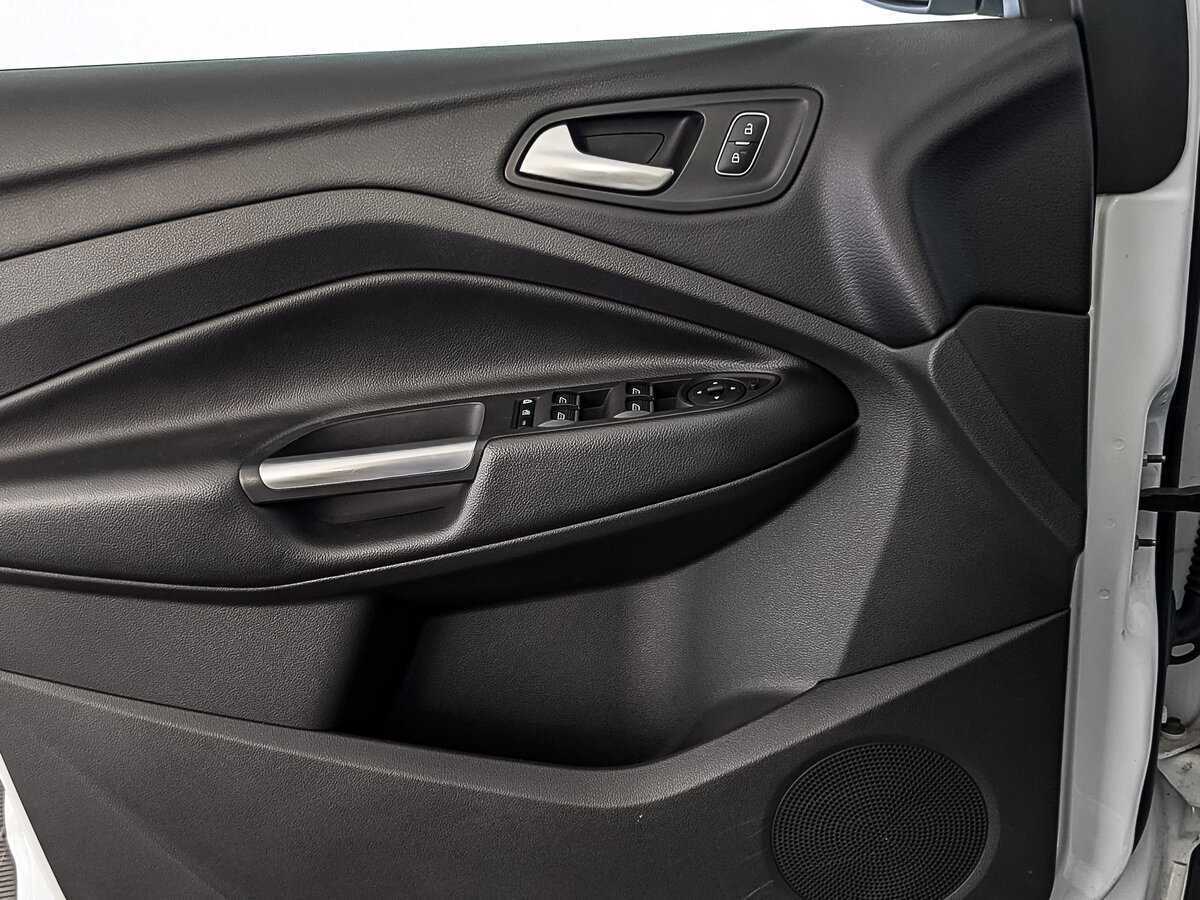 Б/У Форд Куга 2018 года. Фото: #18