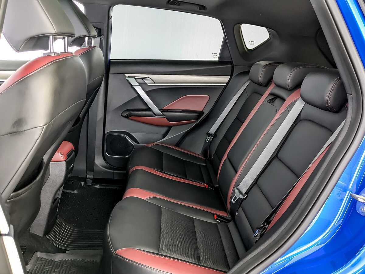 Б/У Джили Кулрэй 2020 года. Фото: #11