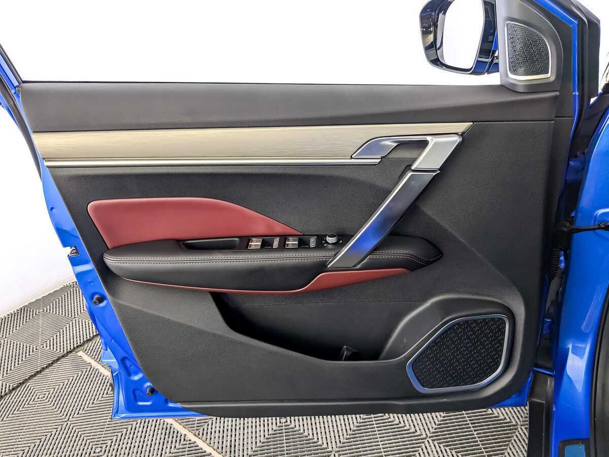 Б/У Джили Кулрэй 2020 года. Фото: #18