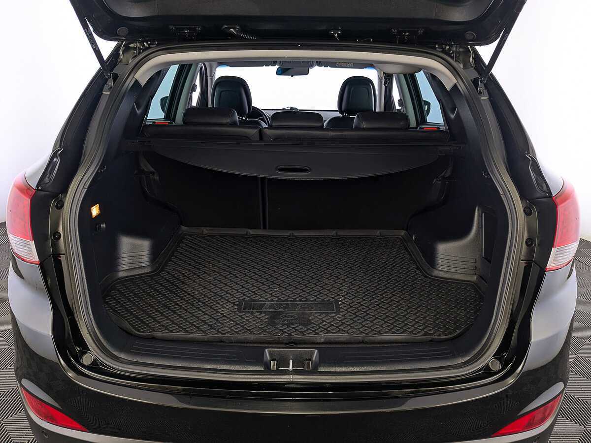 Б/У Хендай ай-икс35 2015 года. Фото: #9