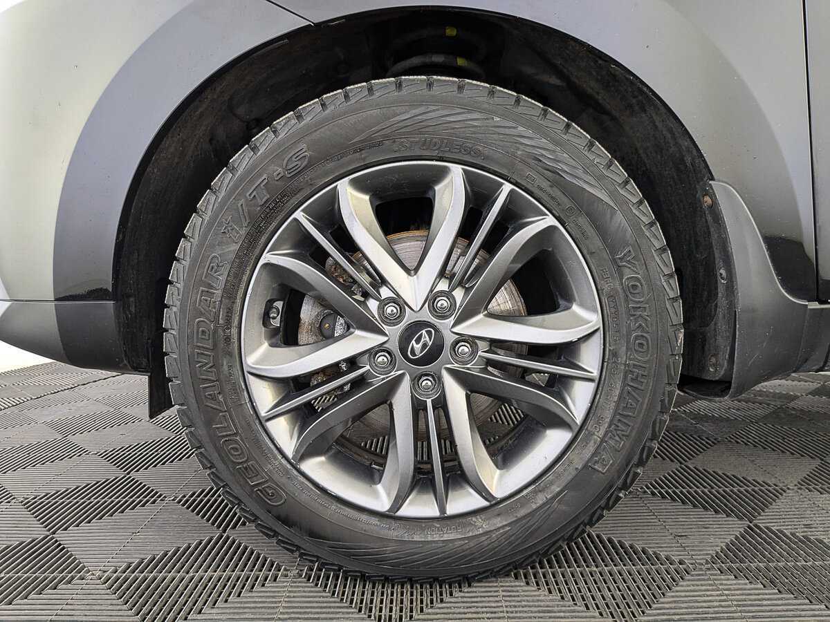 Б/У Хендай ай-икс35 2015 года. Фото: #11