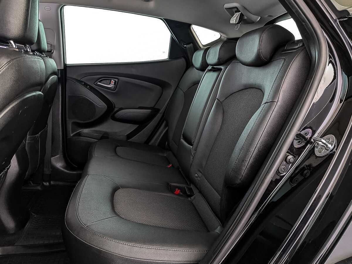 Б/У Хендай ай-икс35 2015 года. Фото: #17