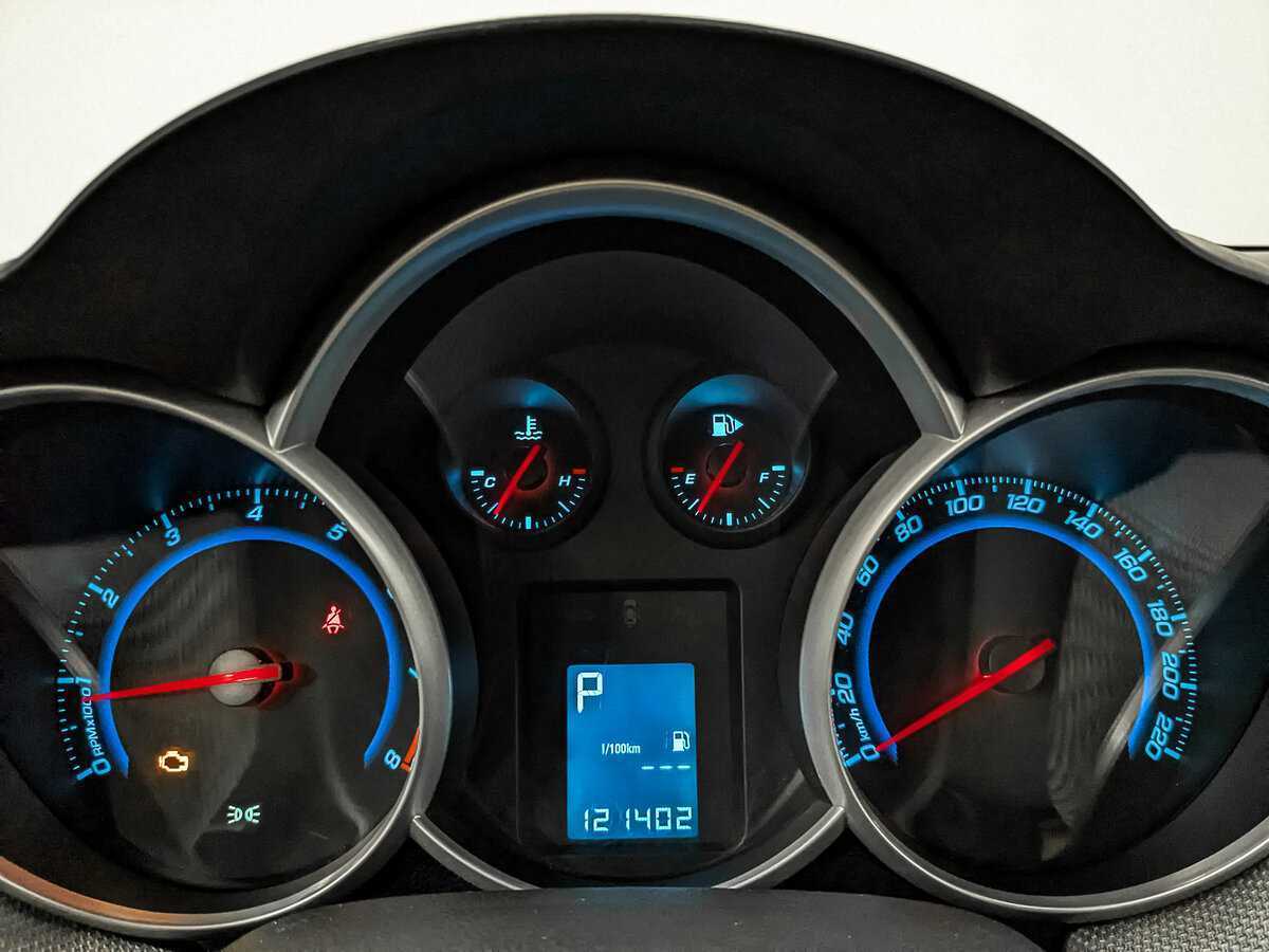 Б/У Шевроле Круз 2014 года. Фото: #15