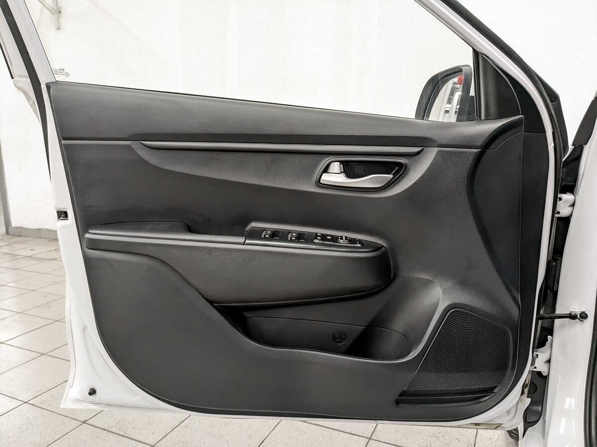 Б/У Киа Рио 2021 года. Фото: #18