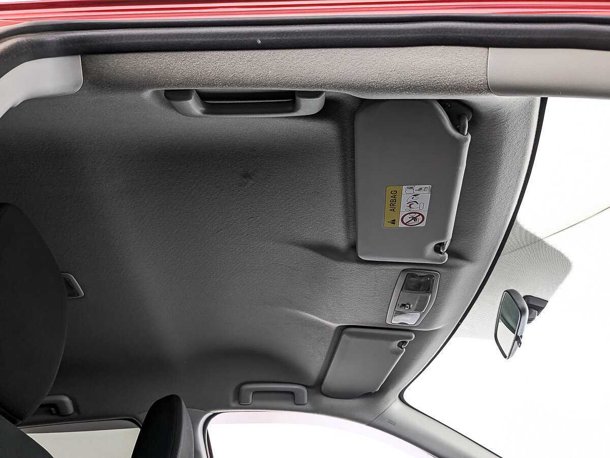 Б/У Митсубиши АС-Икс 2018 года. Фото: #22