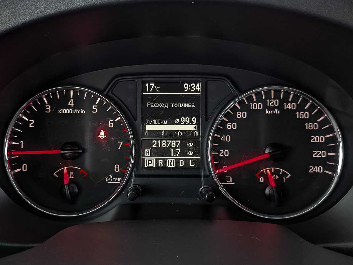 Б/У Ниссан Икс-Трейл 2014 года. Фото: #12