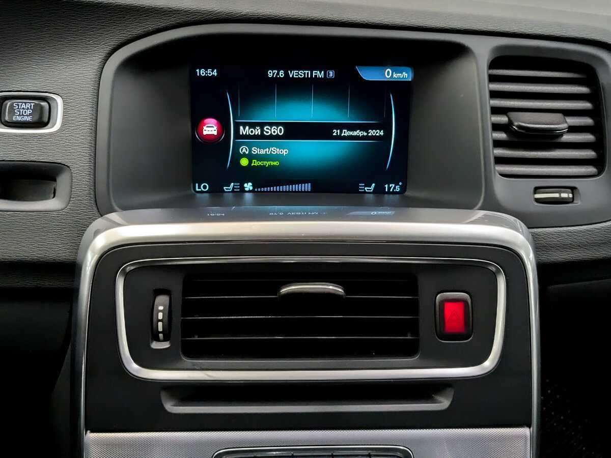 Б/У Вольво С60 2016 года. Фото: #15