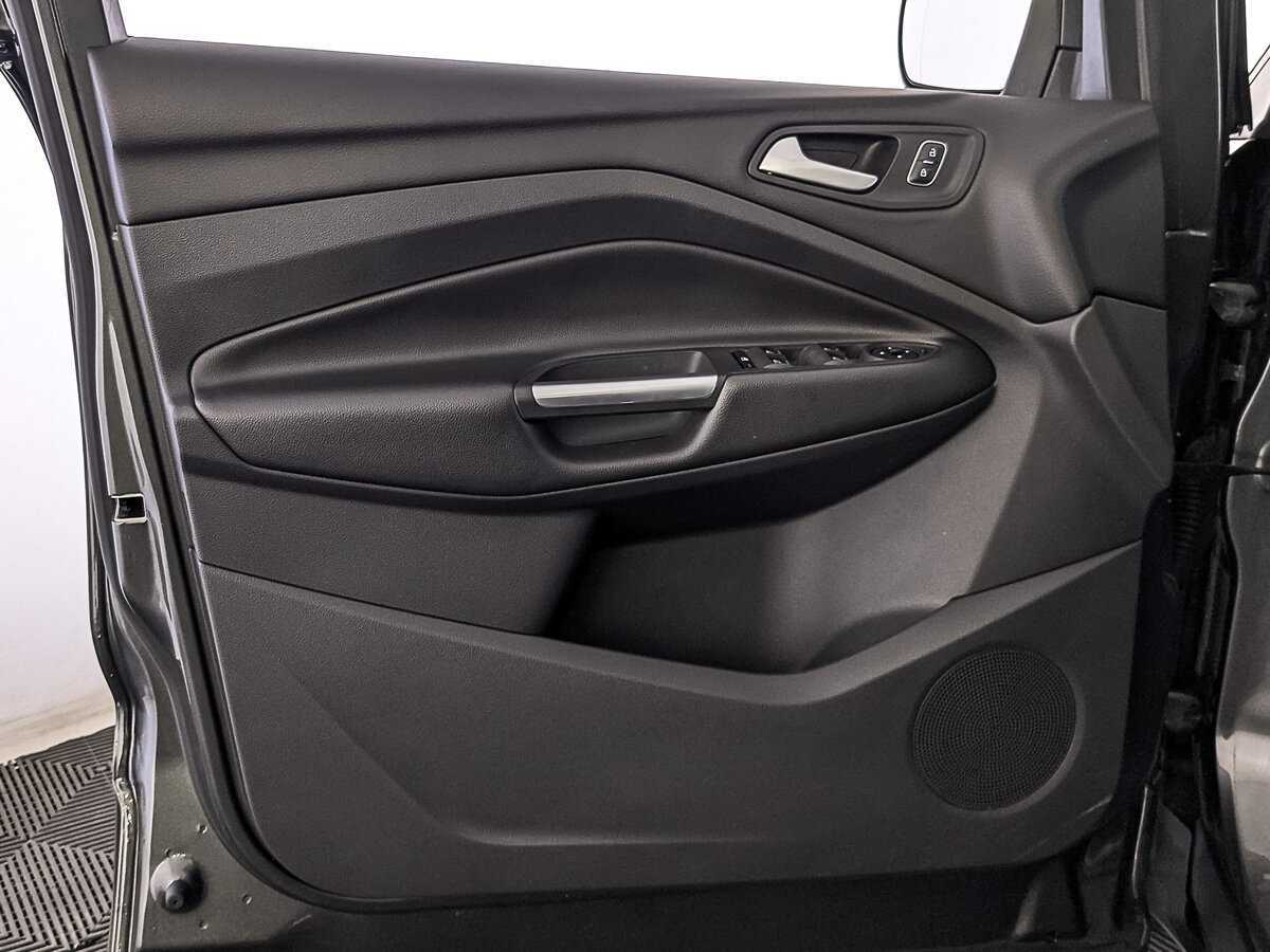 Б/У Форд Куга 2018 года. Фото: #17