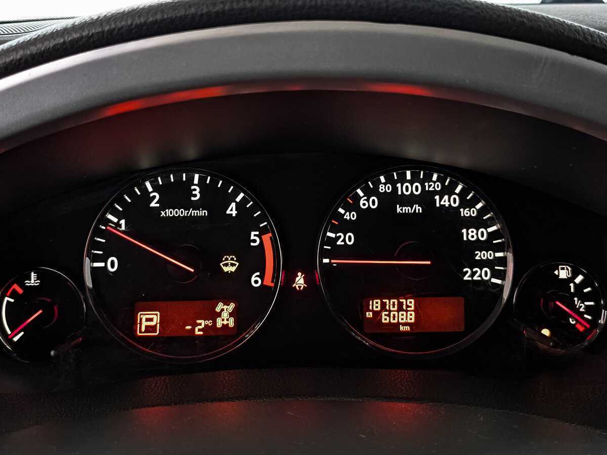 Б/У Ниссан Патфайндер 2012 года. Фото: #15