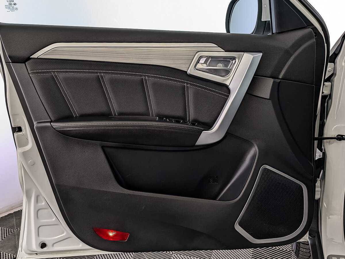 Б/У Джили Эмгранд Икс7 2018 года. Фото: #16