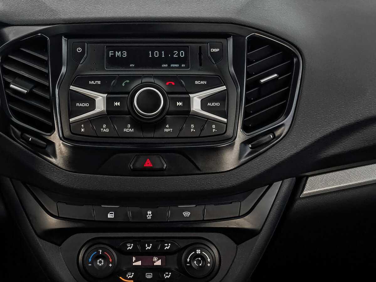 Б/У Лада (ВАЗ) Веста 2021 года. Фото: #16