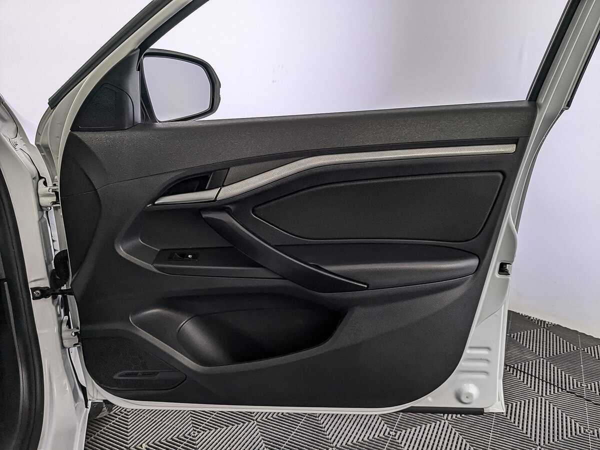 Б/У Лада (ВАЗ) Веста 2021 года. Фото: #24