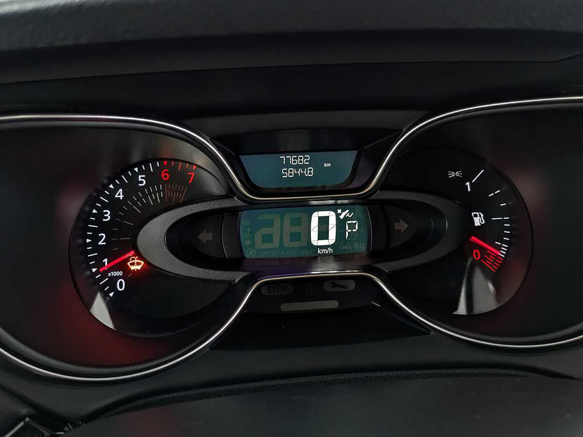 Б/У Рено Каптюр 2021 года. Фото: #15