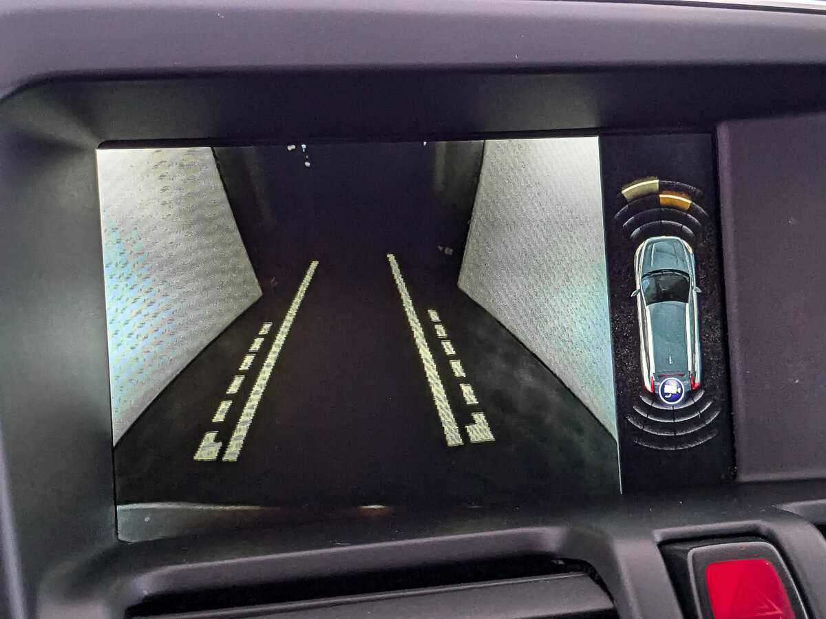 Б/У Вольво ИксЦ60 2014 года. Фото: #25