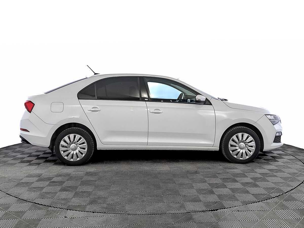 Б/У Шкода Рапид 2020 года. Фото: #3