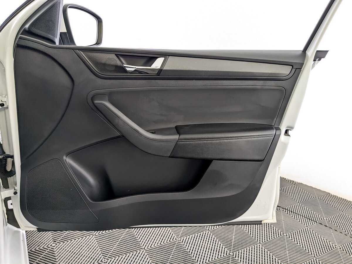 Б/У Шкода Рапид 2020 года. Фото: #18