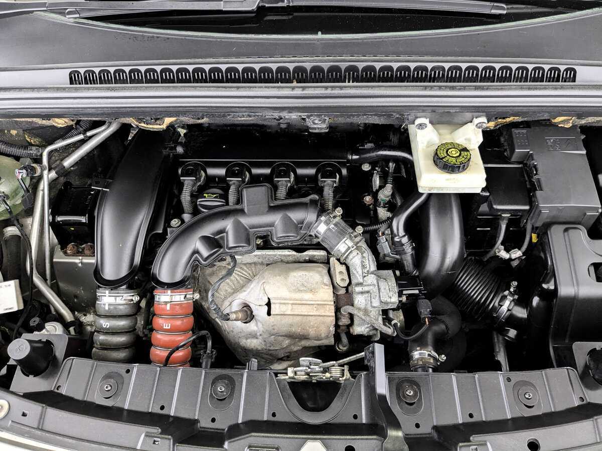 Б/У Пежо 3008 2012 года. Фото: #8