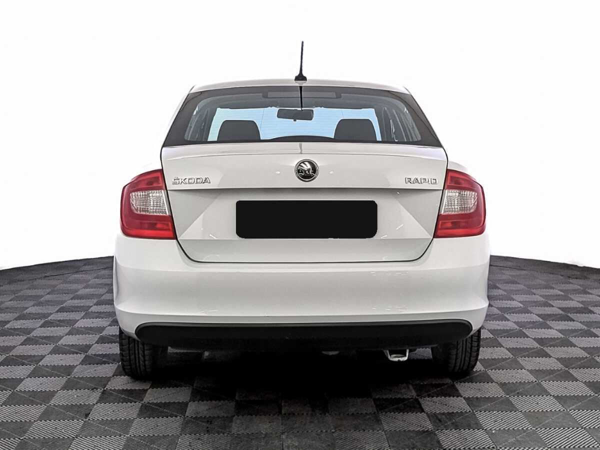 Б/У Шкода Рапид 2017 года. Фото: #5