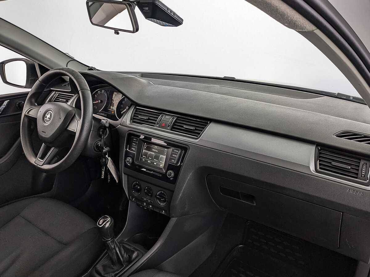 Б/У Шкода Рапид 2017 года. Фото: #10