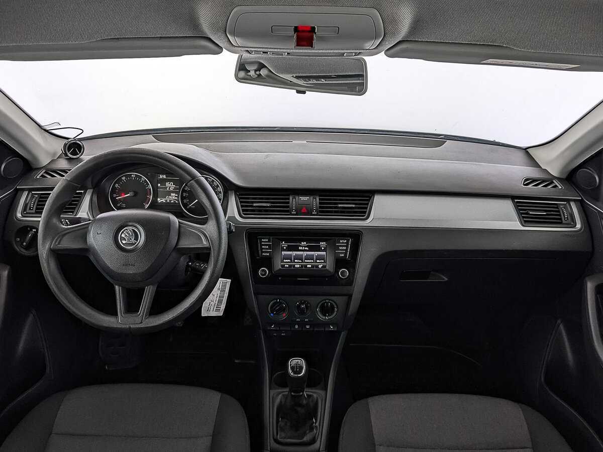 Б/У Шкода Рапид 2017 года. Фото: #13