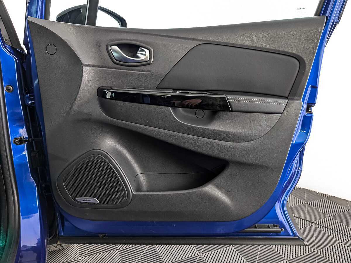 Б/У Рено Каптюр 2020 года. Фото: #21