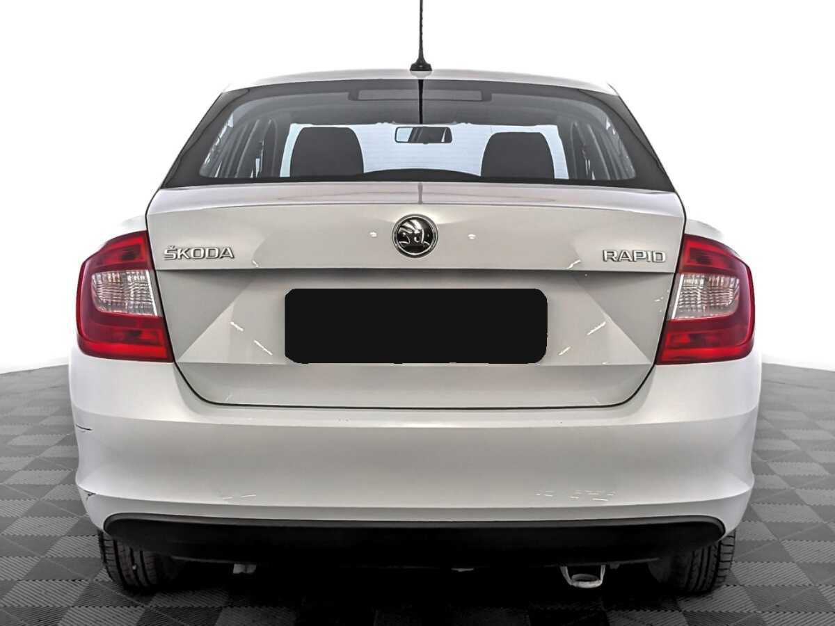 Б/У Шкода Рапид 2017 года. Фото: #5