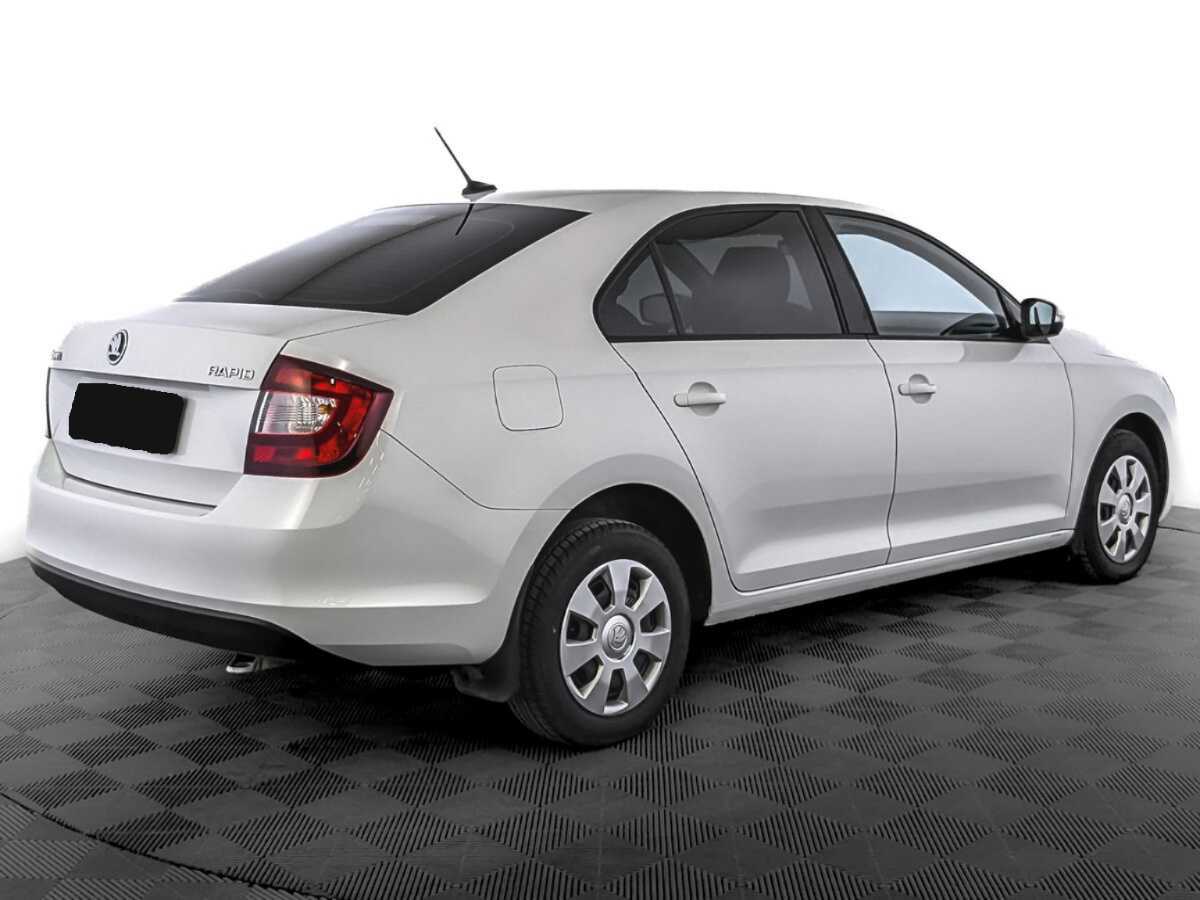 Б/У Шкода Рапид 2019 года. Фото: #4