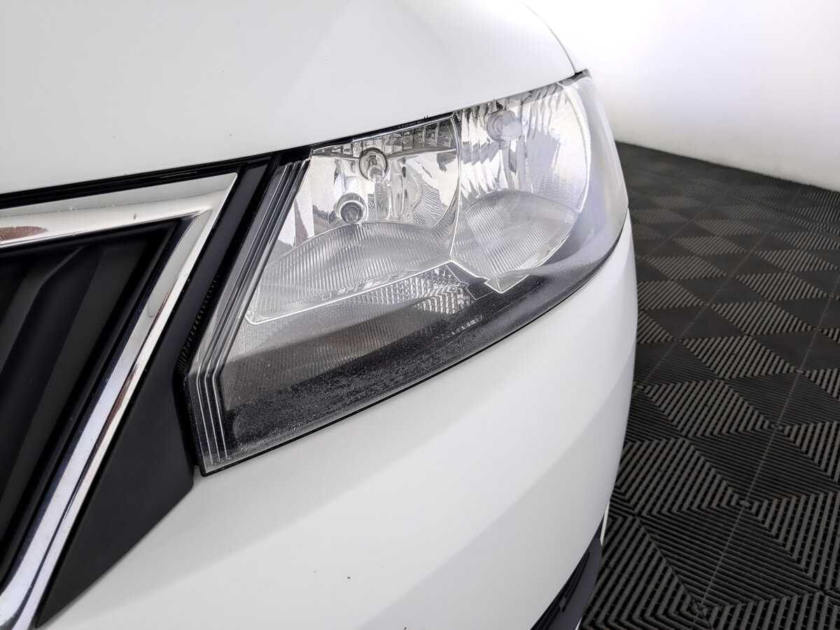 Б/У Шкода Рапид 2019 года. Фото: #16