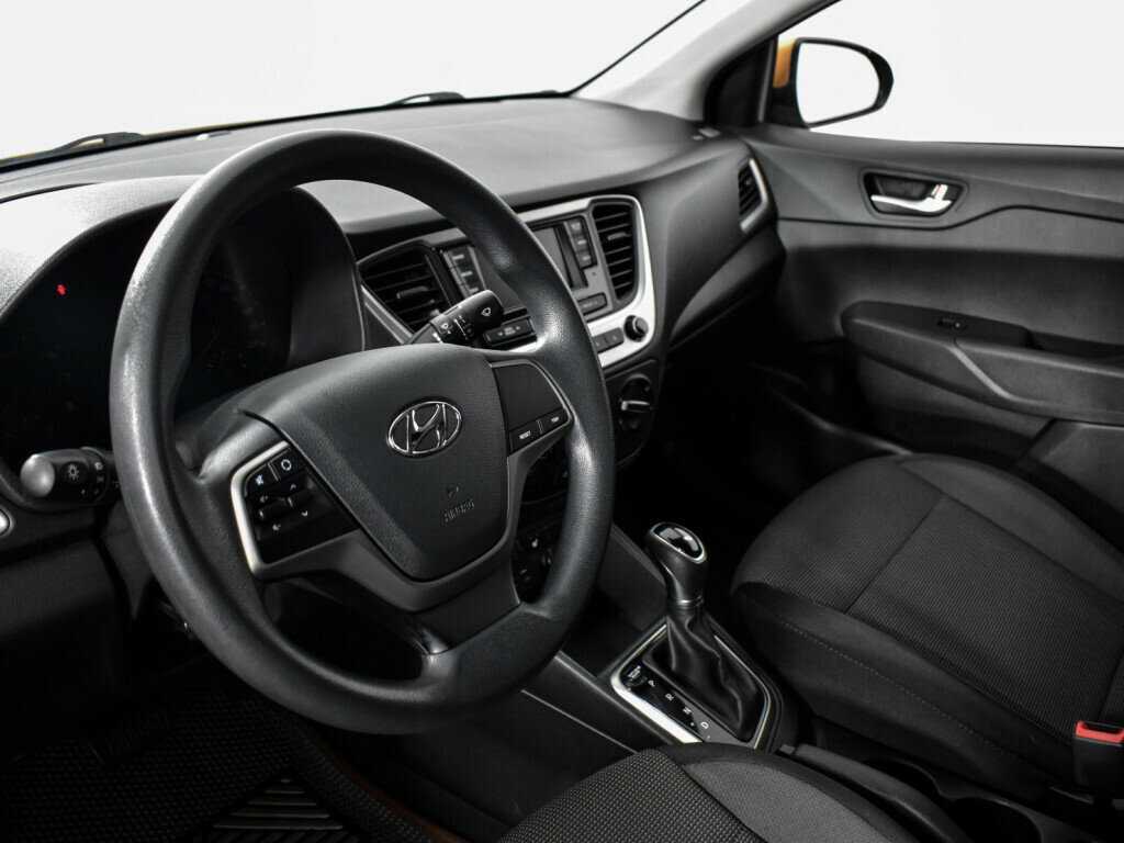 Б/У Хендай Солярис 2017 года. Фото: #8