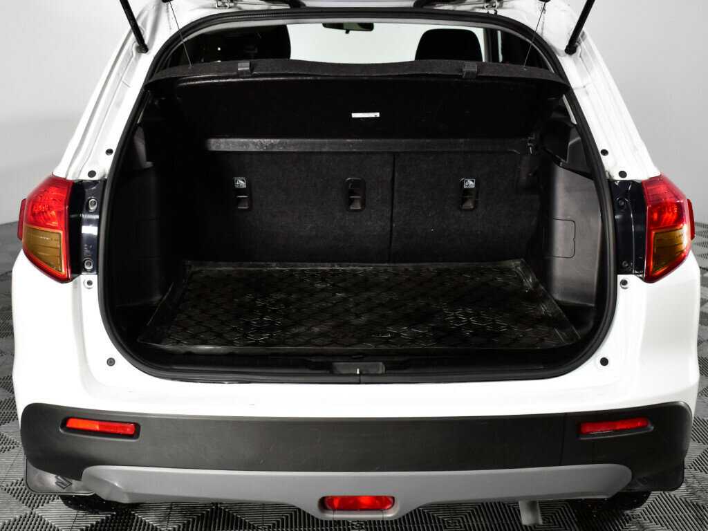 Б/У Сузуки Витара 2016 года. Фото: #14