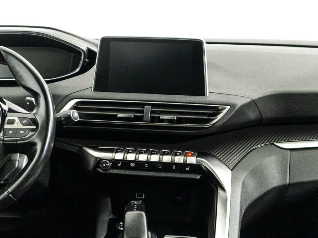 Б/У Пежо 3008 2017 года. Фото: #13