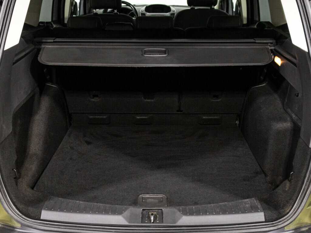 Б/У Форд Куга 2014 года. Фото: #14