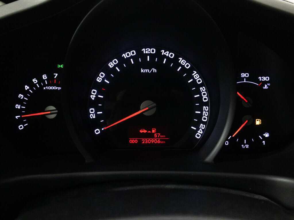 Б/У Киа Спортейдж 2013 года. Фото: #11