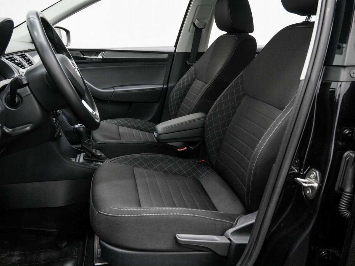 Б/У Шкода Рапид 2018 года. Фото: #12