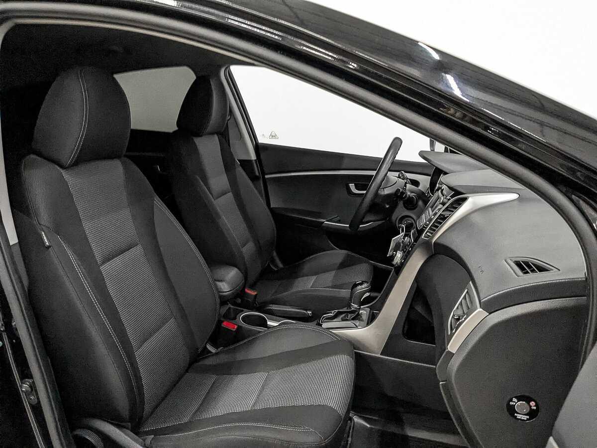 Б/У Хендай ай30 2015 года. Фото: #23