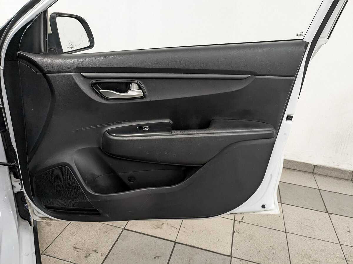 Б/У Киа Рио 2020 года. Фото: #21