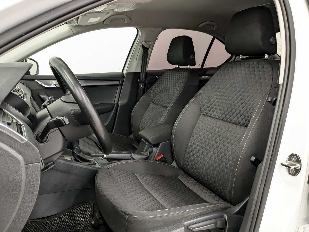 Б/У Шкода Октавия 2017 года. Фото: #17