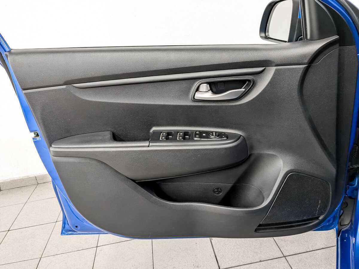 Б/У Киа Рио 2018 года. Фото: #16