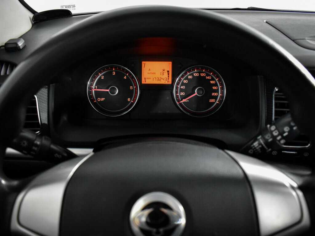 Б/У Сан-Ён Актион 2012 года. Фото: #16